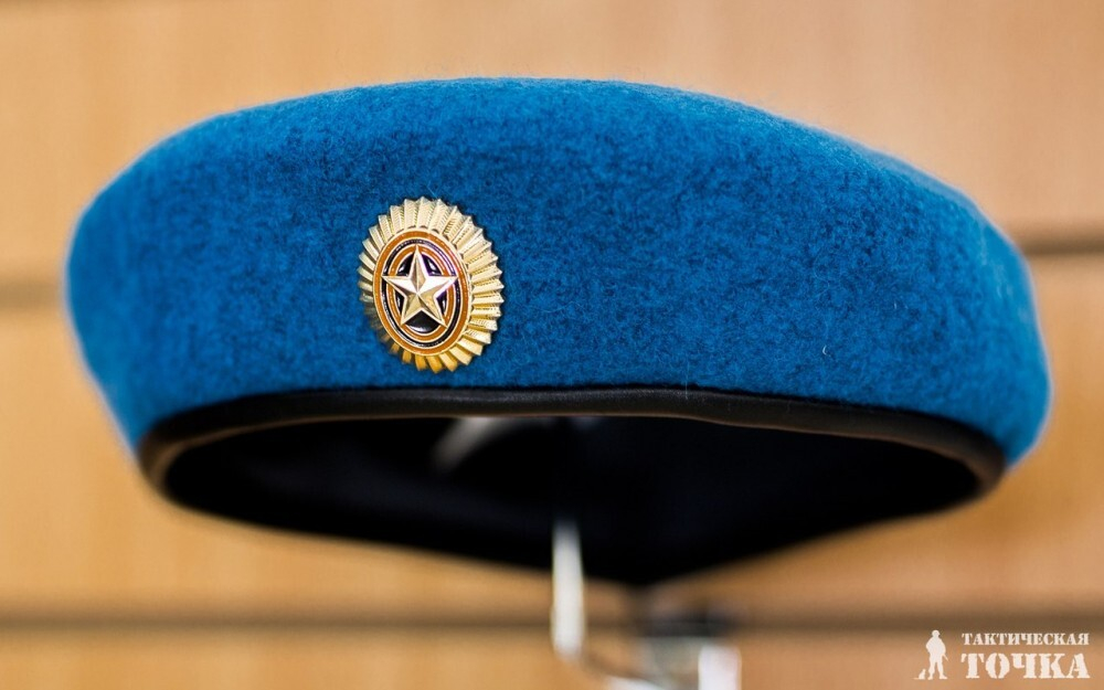 Берет ВДВ с кокардой