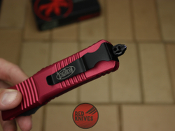 Нож Microtech Troodon D/E RDBK А+++ - черный клинок, красная рукоять 138-1RD