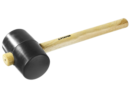 Киянка STAYER "STANDARD" резиновая черная с деревянной ручкой 680г