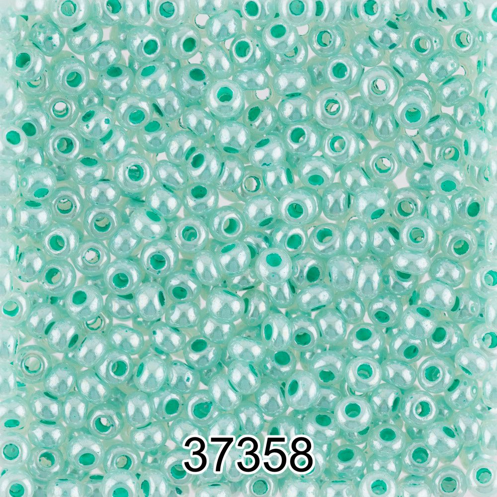 Бисер Preciosa 10/0 (2.3 мм), 500 г, 37358 (Ф354) св.зеленый Бисер Preciosa 10/0 (2.3 мм), 500 г, 37358 (Ф354) св.зеленый