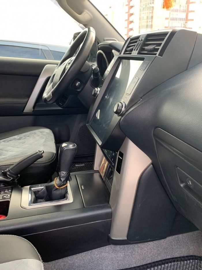 Магнитола для Toyota Land Cruiser Prado 150 2014-2017 - Kuberg ZF-1215-Q6 вертикальный экран в стиле "Тесла" на Android 11, CarPlay, 4G SIM-слот
