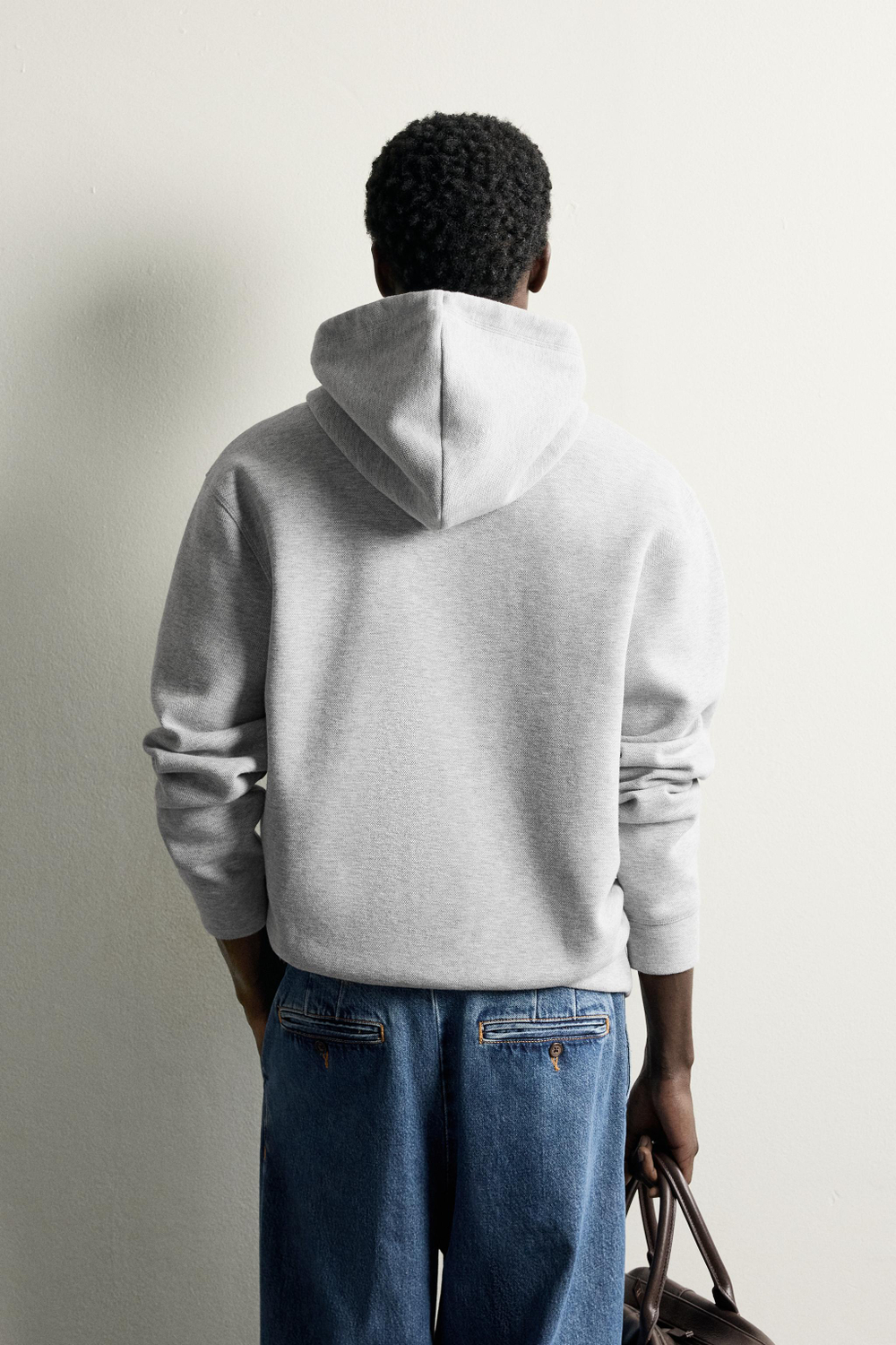 ХУДИ ПИКЕ С КОНТРАСТНЫМ КАПЮШОНОМ — ZARA
