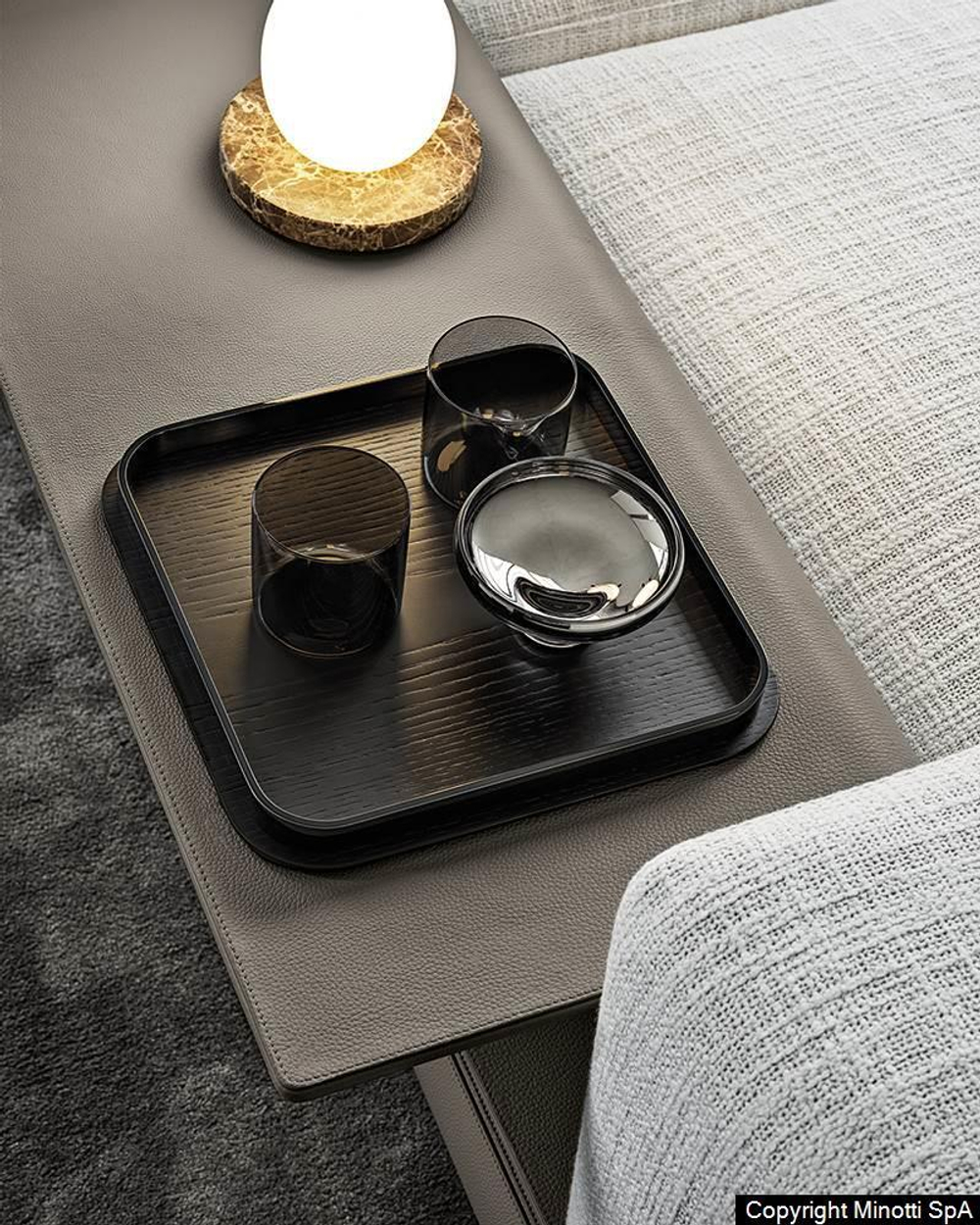 Connery sofa by Minotti Set 2