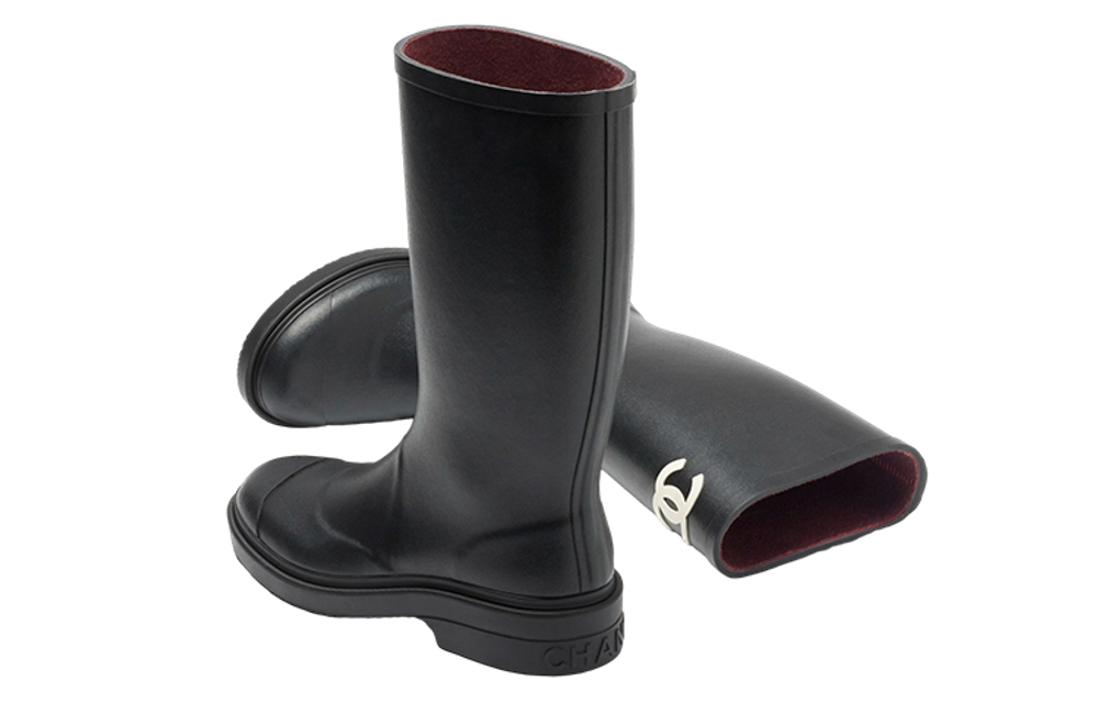 CHANEL Rubber Rain Boots Black Women"s