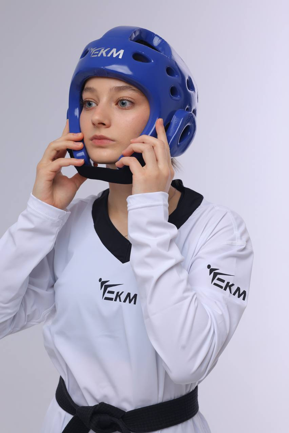 Защитный шлем для тхэквондо синий