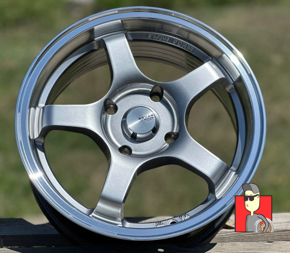 Комплект дисков Advan GT 15x7 et30 4x100