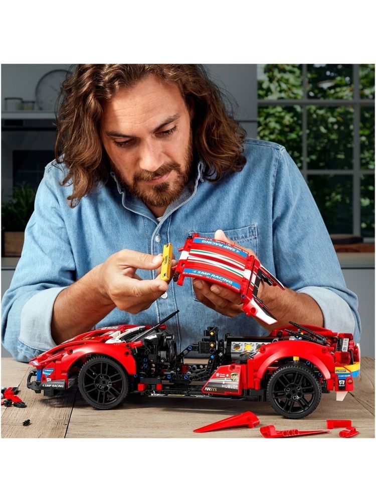 Конструктор LEGO Technic 42125 Ferrari 488 GTE "AF Corse #51"