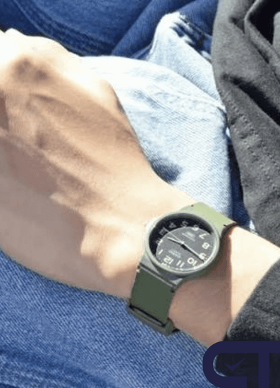 CASIO MQ-24UC-3B — классические аналоговые часы в матовом бежево-коричневом цвете