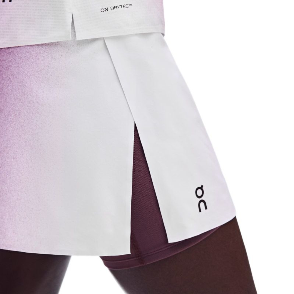 Damska spodniczka tenisowa On Court Split Swing - white/cassis