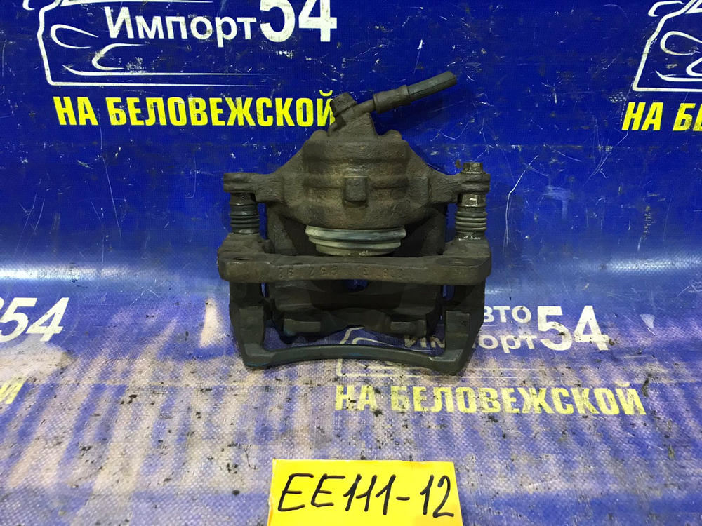 Суппорт тормозной передний правый TOYOTA COROLLA 1999