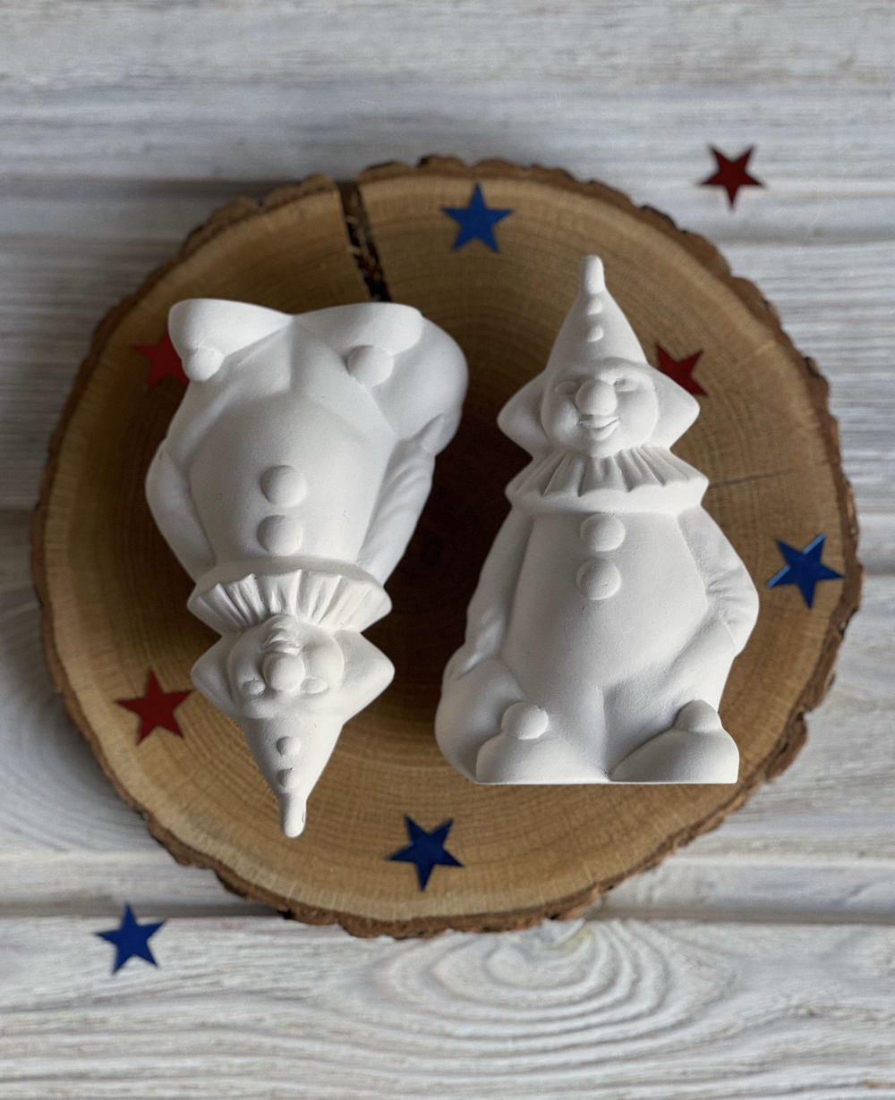 Елочная игрушка Клоун с мячом для росписи, фарфоровый