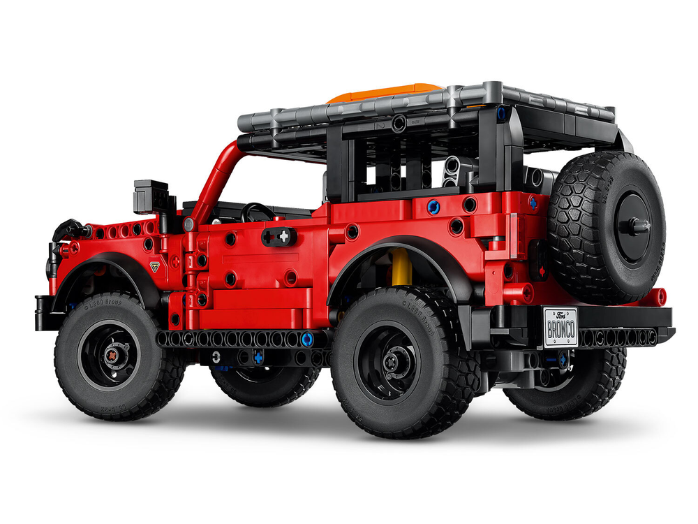 Конструктор Лего Техник Форд Bronco SUV 42213 | LEGO Technic Ford Bronco SUV | внедорожник с управлением 943 детали 9+