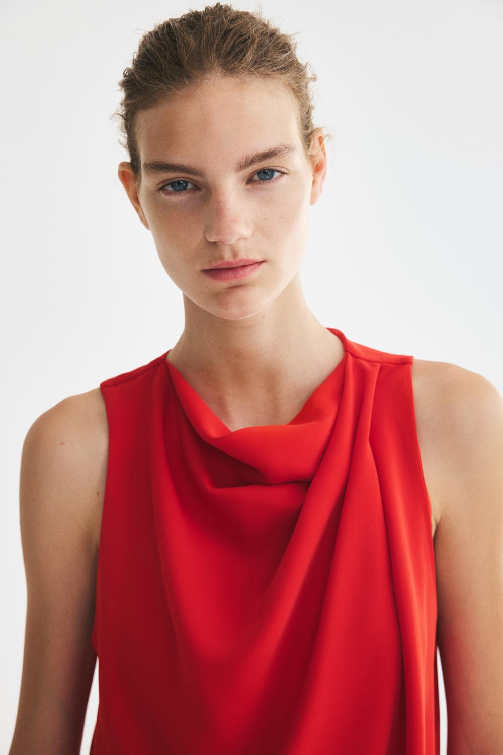 Топ с драпировкой и платочным низом - H&M