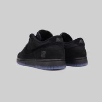  Кроссовки Nike x Undefeated Dunk Low SP артикул:DO9329-001 - купить в магазине Дайс