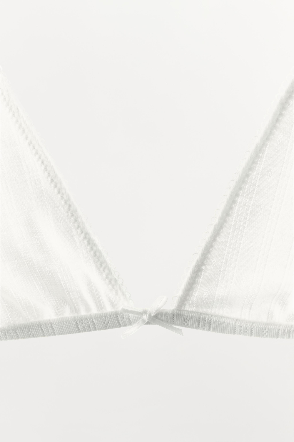 БЮСТГАЛЬТЕР С ТРЕУГОЛЬНЫМИ ЧАШКАМИ POINTELLE — ZARA