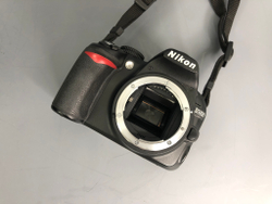 Nikon D3100 kit 18-55mm 17.600 кадров