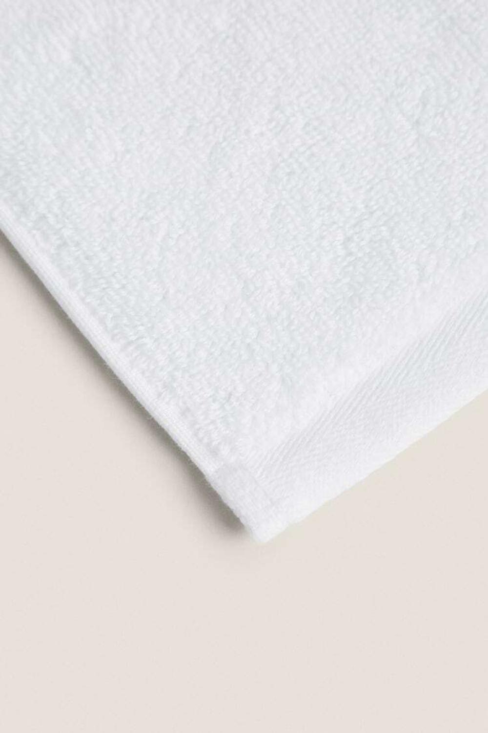 ZARA HOME МЯГКОЕ ХЛОПКОВОЕ ПОЛОТЕНЦЕ, БЕЛЫЙ
