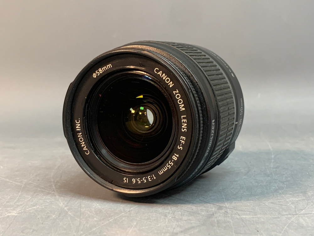 Canon 450D kit 18-55mm 3.5-5.6 IS 19.800 кадров с дефектом