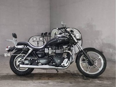 Triumph Speedmaster 900 2012
