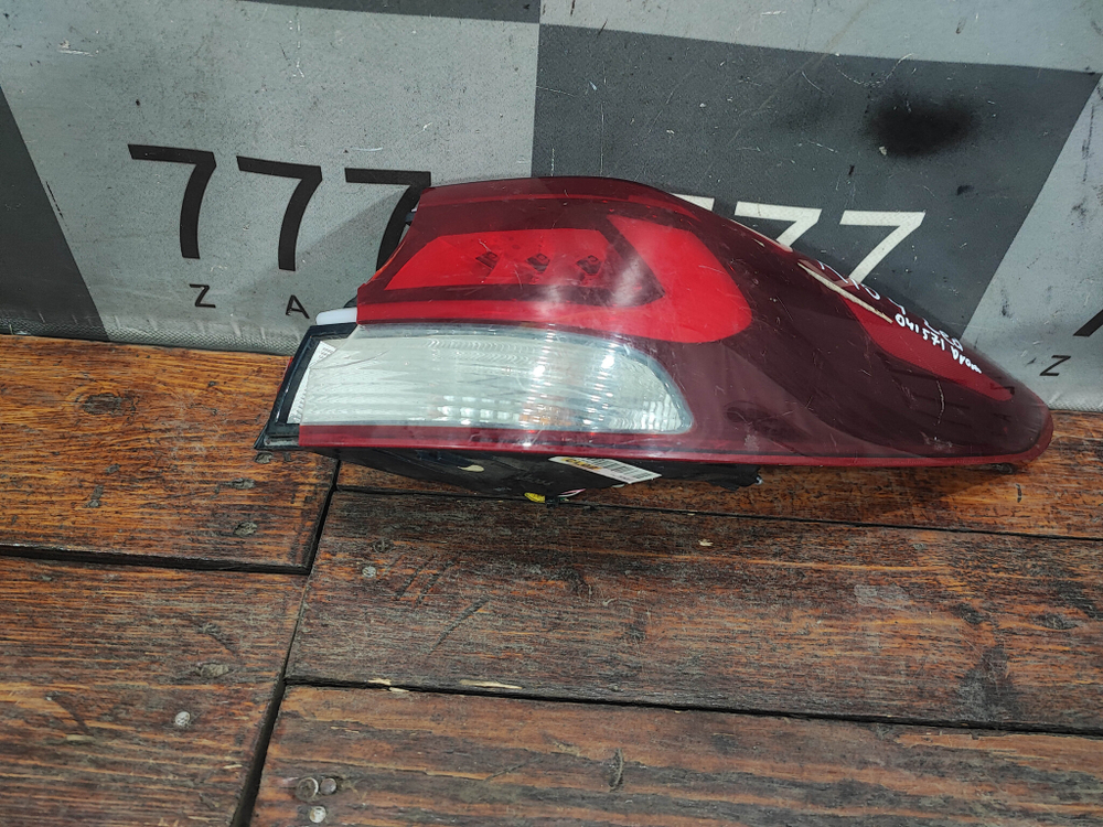 Фонарь задний правый LED Kia Rio 4 X-Line 17-20 Б/У Оригинал 92402H0300