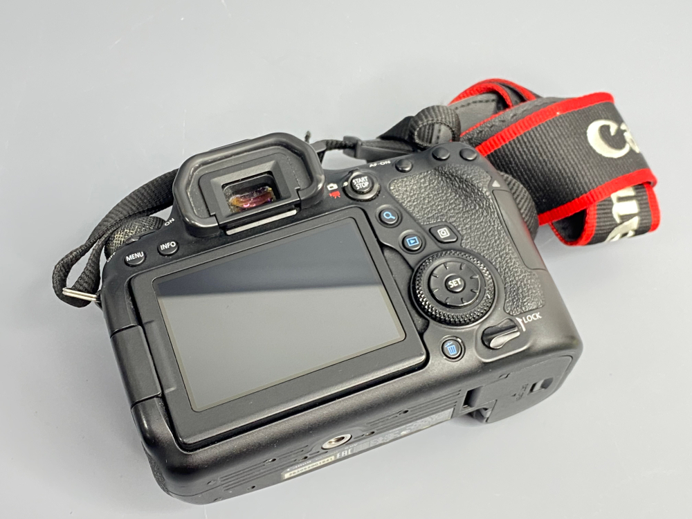 Canon 6D Mark II 210.000 кадров