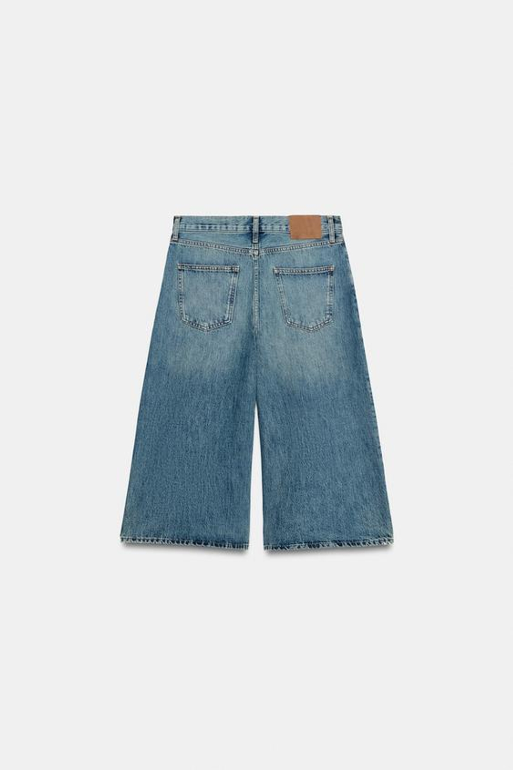 ZARA ДЖИНСОВЫЕ ШОРТЫ СО СРЕДНЕЙ ПОСАДКОЙ — ZW COLLECTION, СИНИЙ