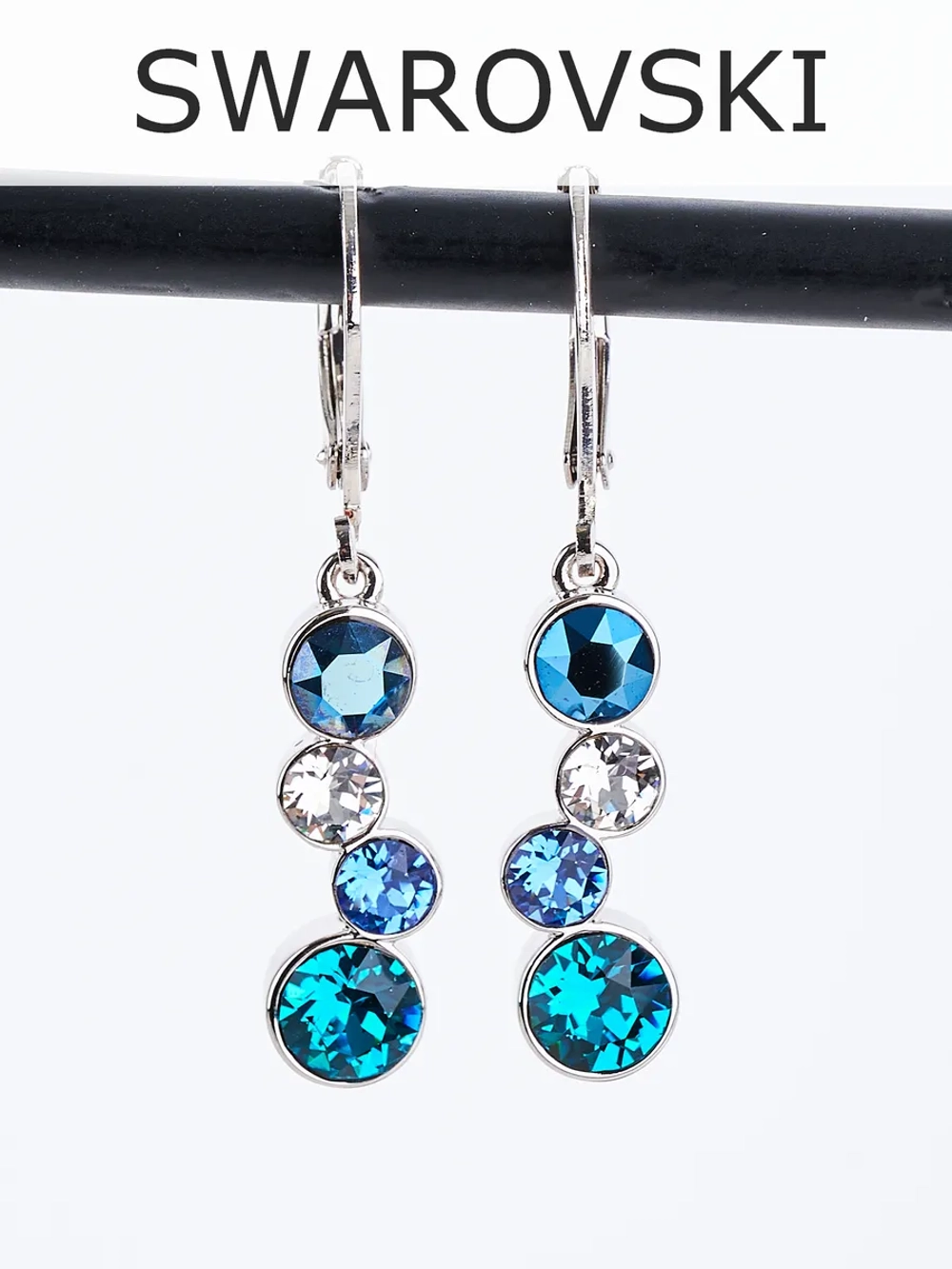 Серьги-подвески Эльза с синими кристаллами Swarovski