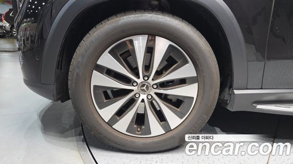 Mercedes-Benz GLE-Class GLE350 4MATIC — 2025