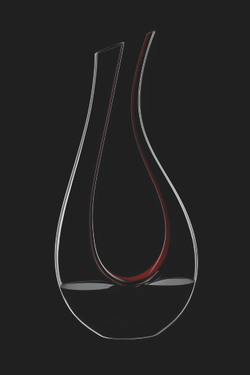 Декантер для красного вина 3000 мл Riedel Amadeo Doublemagnum Австрия на черном фоне