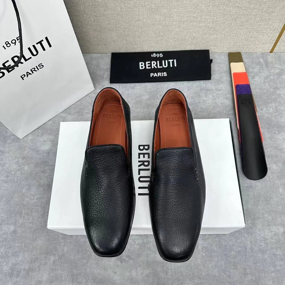 Мужские лоферы Berluti из зернистой кожи