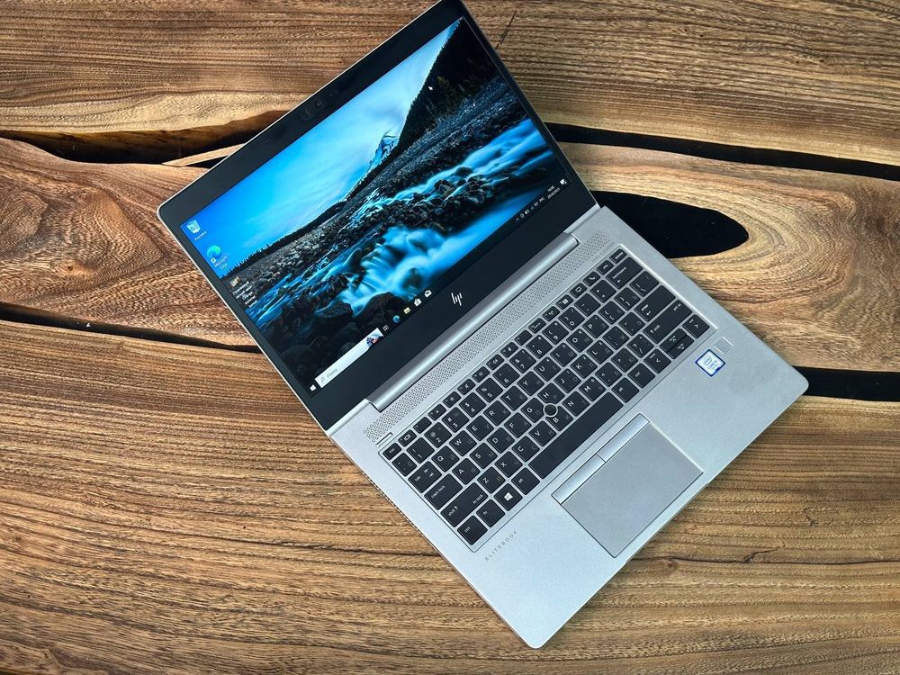 13.3" Ноутбук HP EliteBook 830 G5 (1920x1080, Intel Core i5-8250U, RAM 8ГБ,SSD 256ГБ, Intel UHD Graphics 620, OS Windows)
