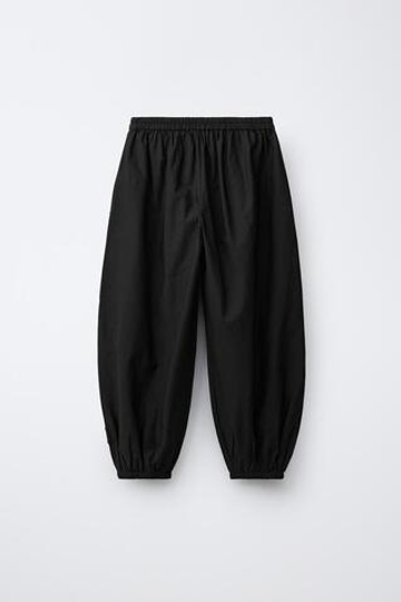 ZARA БРЮКИ-БОМБЕРЫ С ВЫШИВКОЙ LACE, ЧЕРНЫЙ