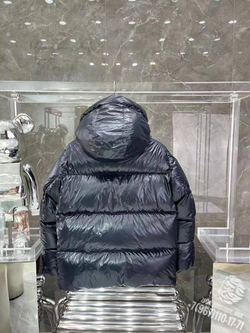 Пуховик Canada Goose