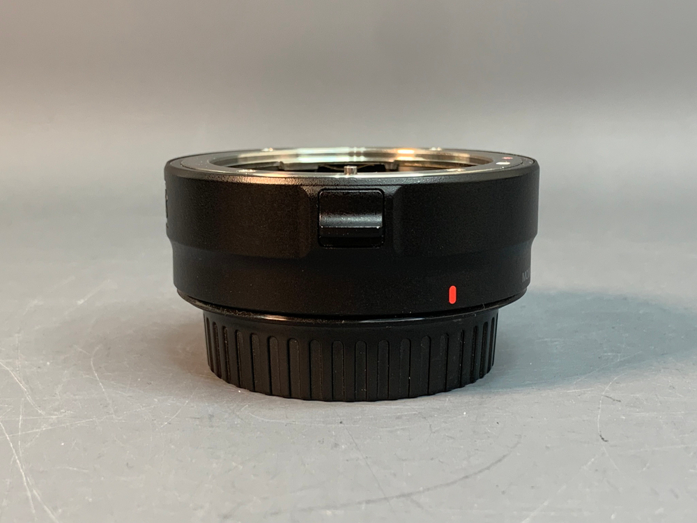 Canon EF-EOS R
