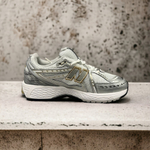 New Balance 1906R • Gray Gold