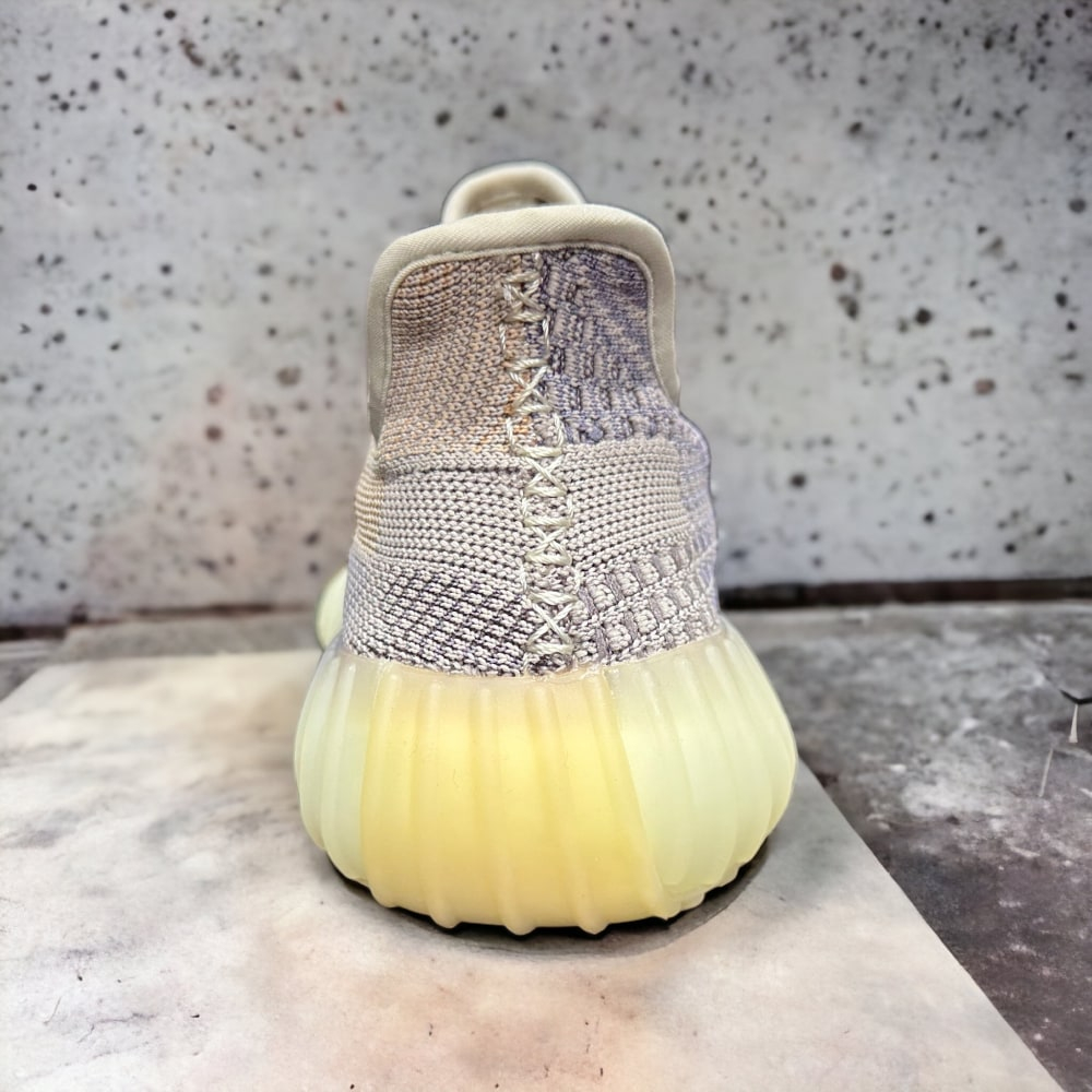 Adidas Yeezy Boost 350 V2 • Ash Pearl