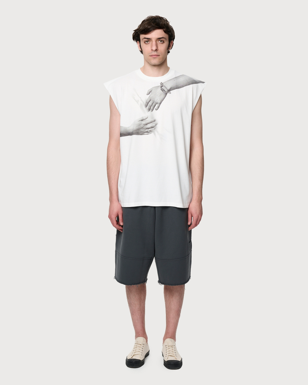 MM6 MAISON MARGIELA ШОРТЫ МУЖСКИЕ УКОРОЧЕННЫЕ СЕРЫЕ