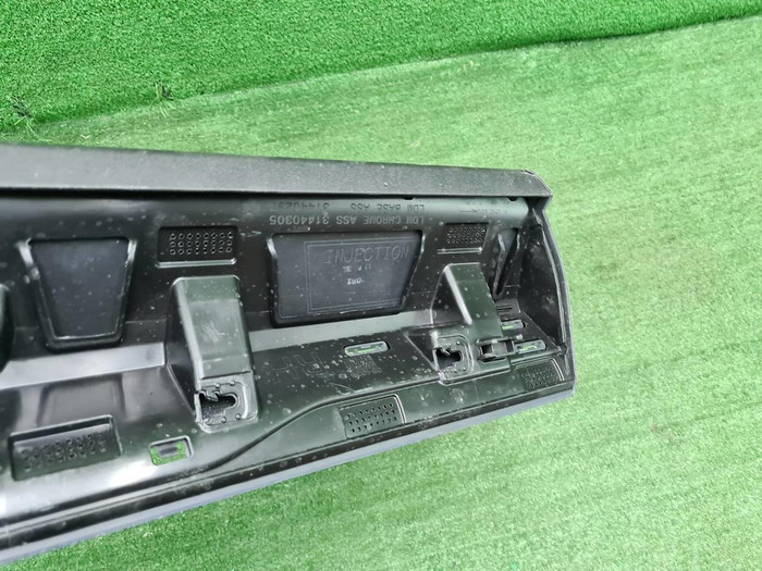 Накладка двери задняя правая Volvo XC60 2 (17-нв)