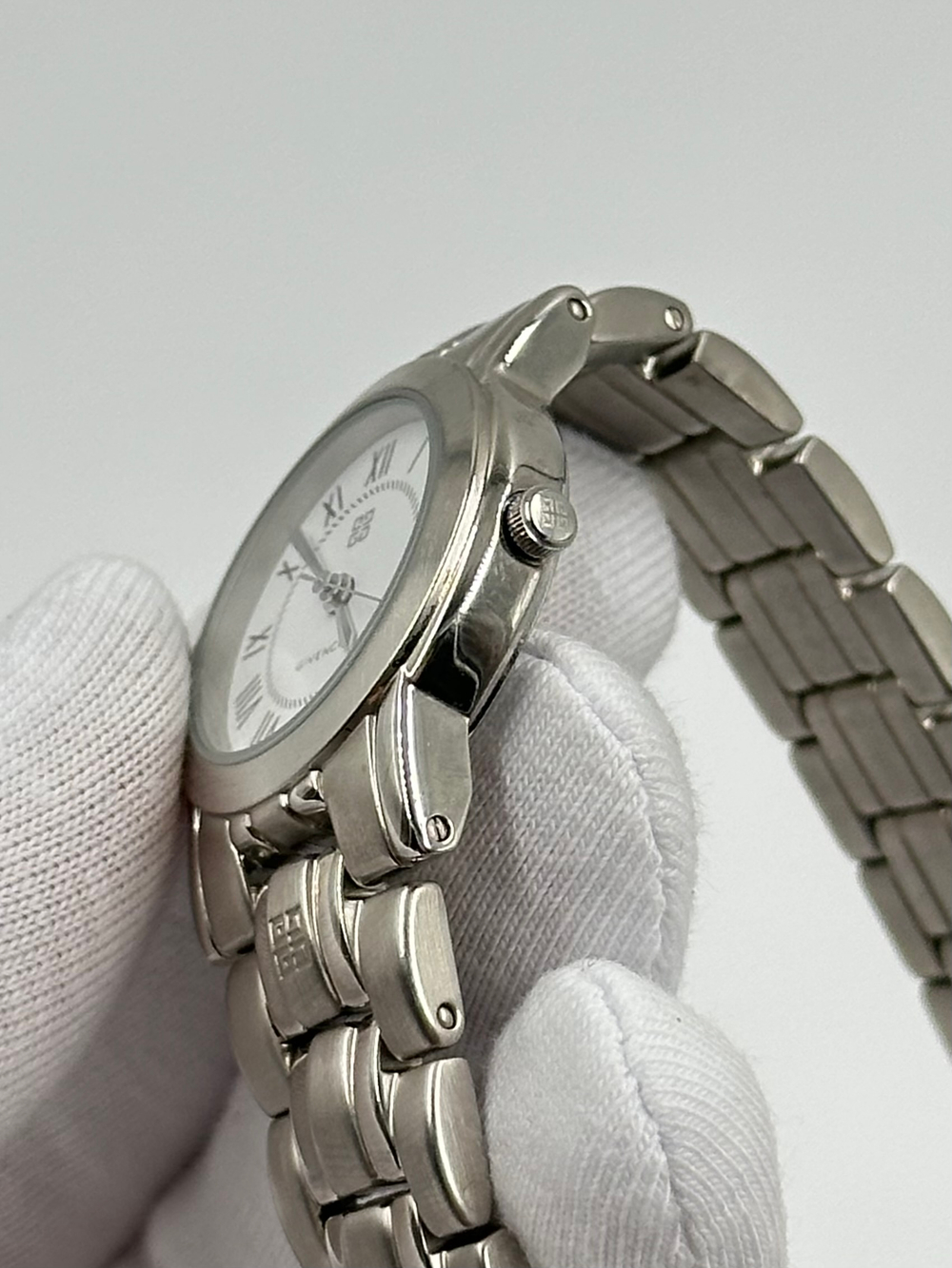 Часы Givenchy