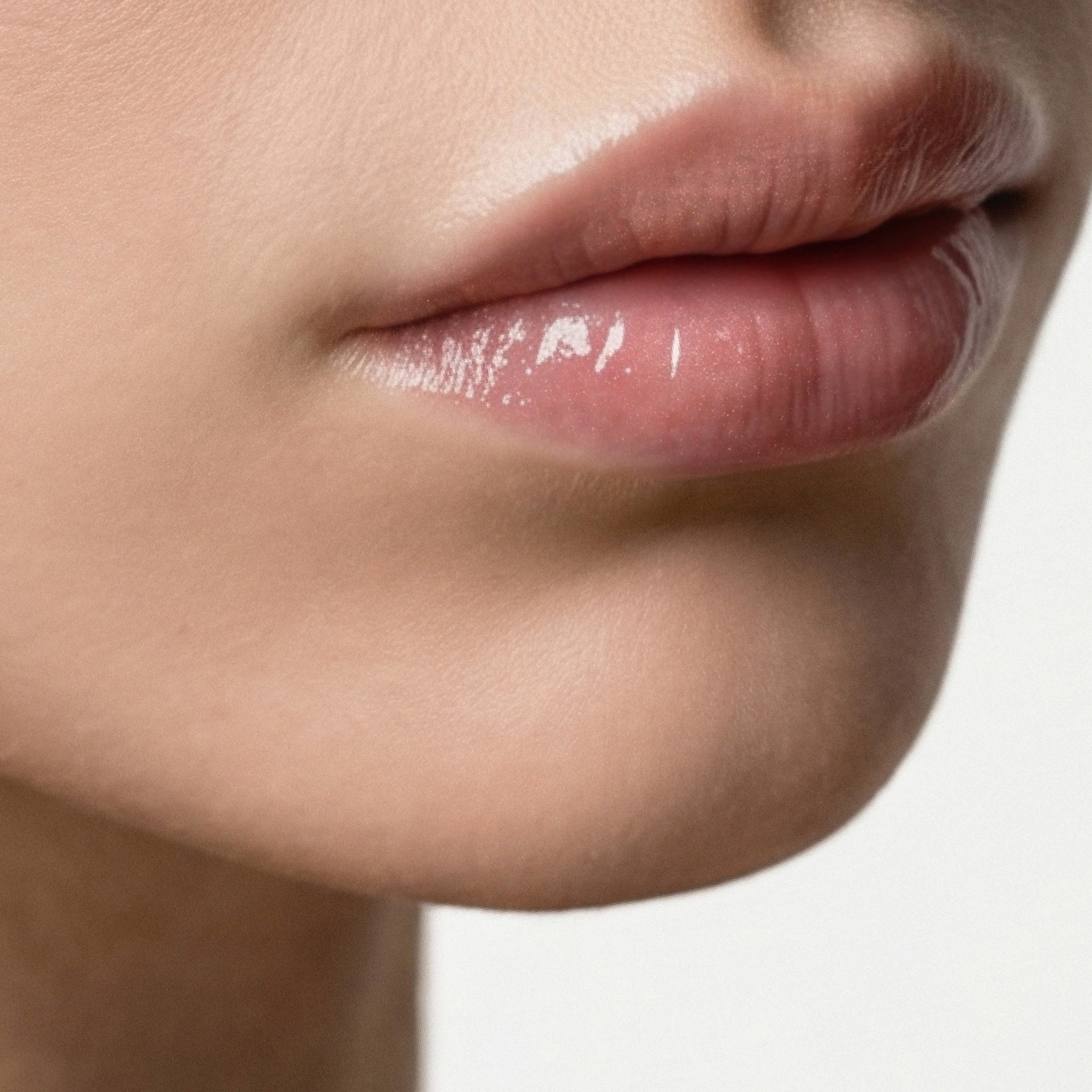 Блеск для губ LIP GLOSS DEAR MARTIN 4 мл