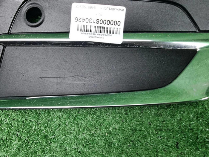 Решетка переднего бампера RH Volvo XC60 2 (17-21)