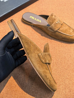 Мюли Prada