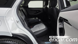 Land Rover Range Rover Evoque P250 Dynamic SE — 2025