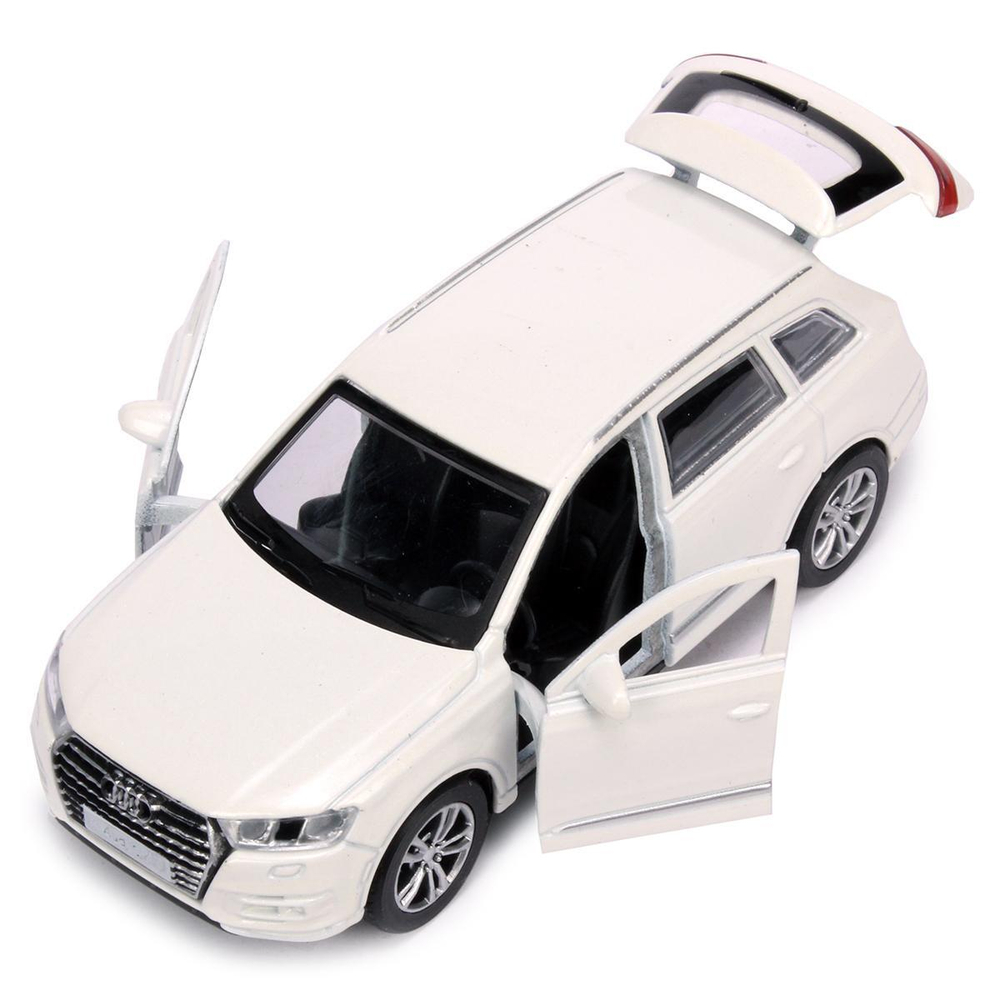 Модель ин. мет. "Audi Q7" 12см. белый, коробка Q7-12-WH (Технопарк)