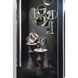 Столик Side table ()Столик диам 37 Objet de Curiosite Черный / Белый