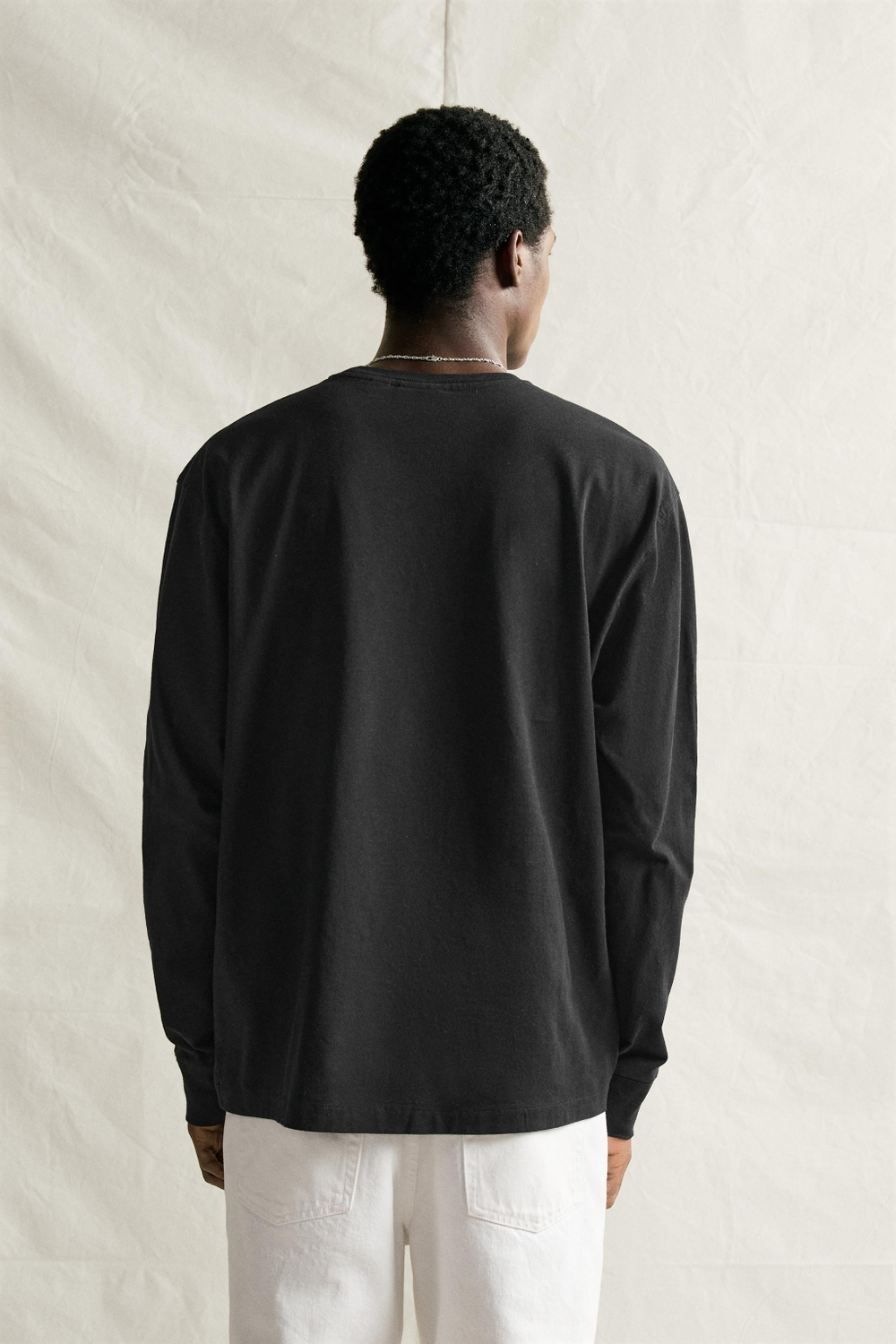 ФУТБОЛКА LIGHTWEIGHT С ДЛИННЫМИ РУКАВАМИ — ZARA