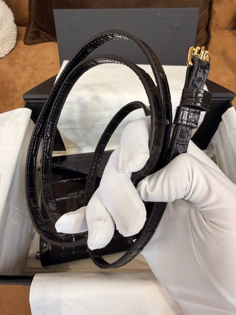 Сумка Chanel Clutch with leather strap