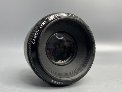 Canon EF 50mm f/1.8 II