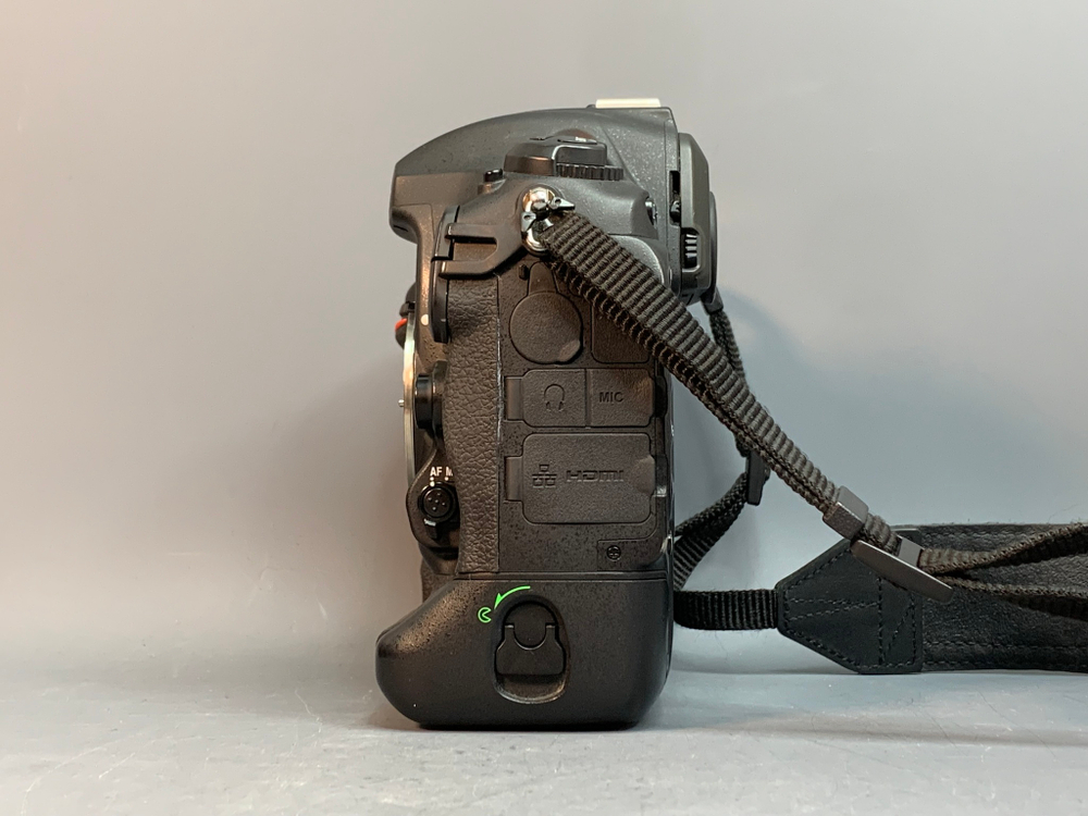 Nikon D5 96.961 Кадров