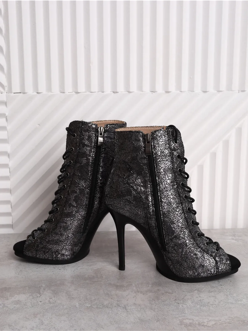 Хилсы с литой подошвой профессиональные high heels